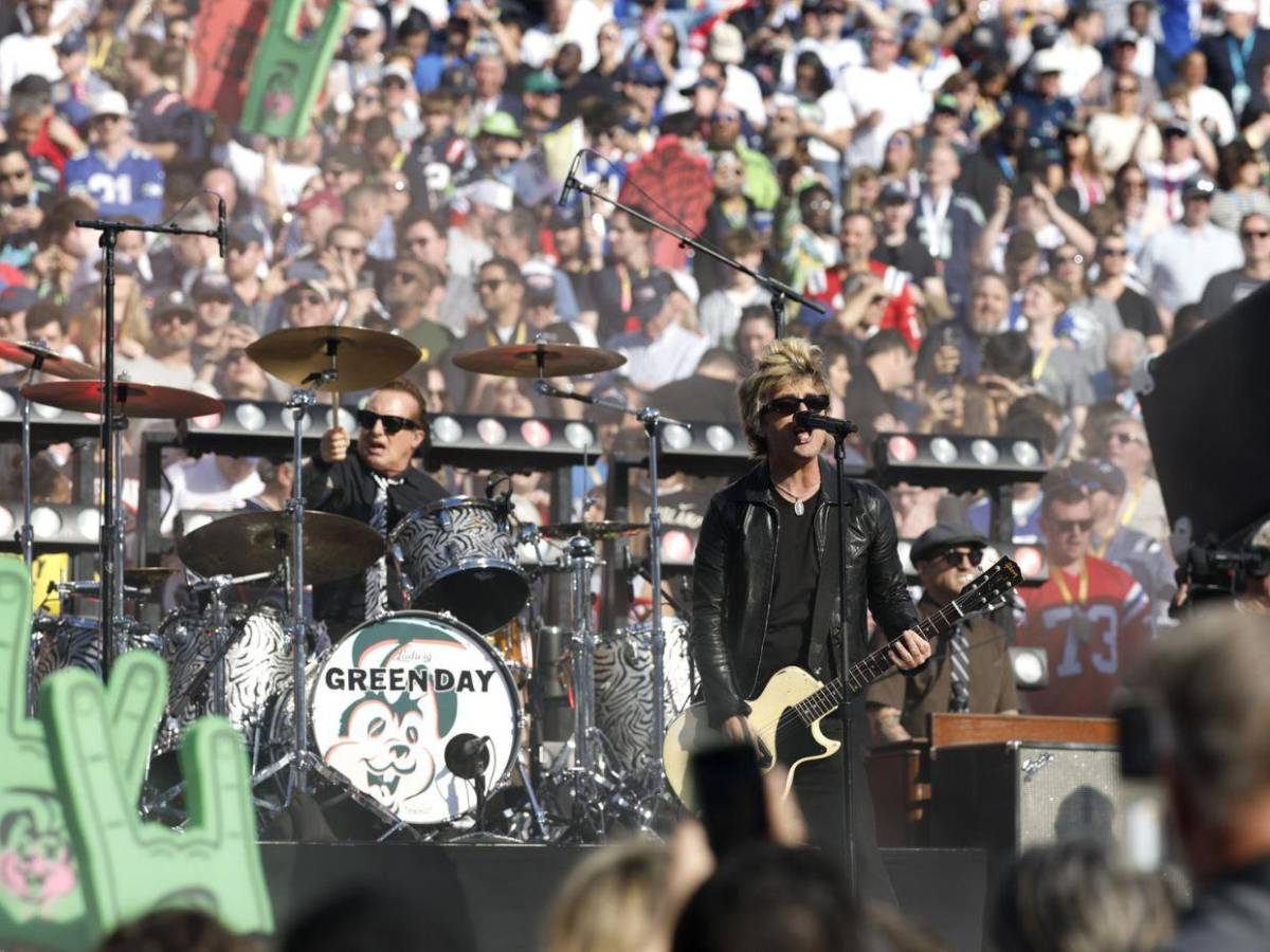 Green Day en el Super Bowl 2026: así fue su presentación en el Levi’s Stadium