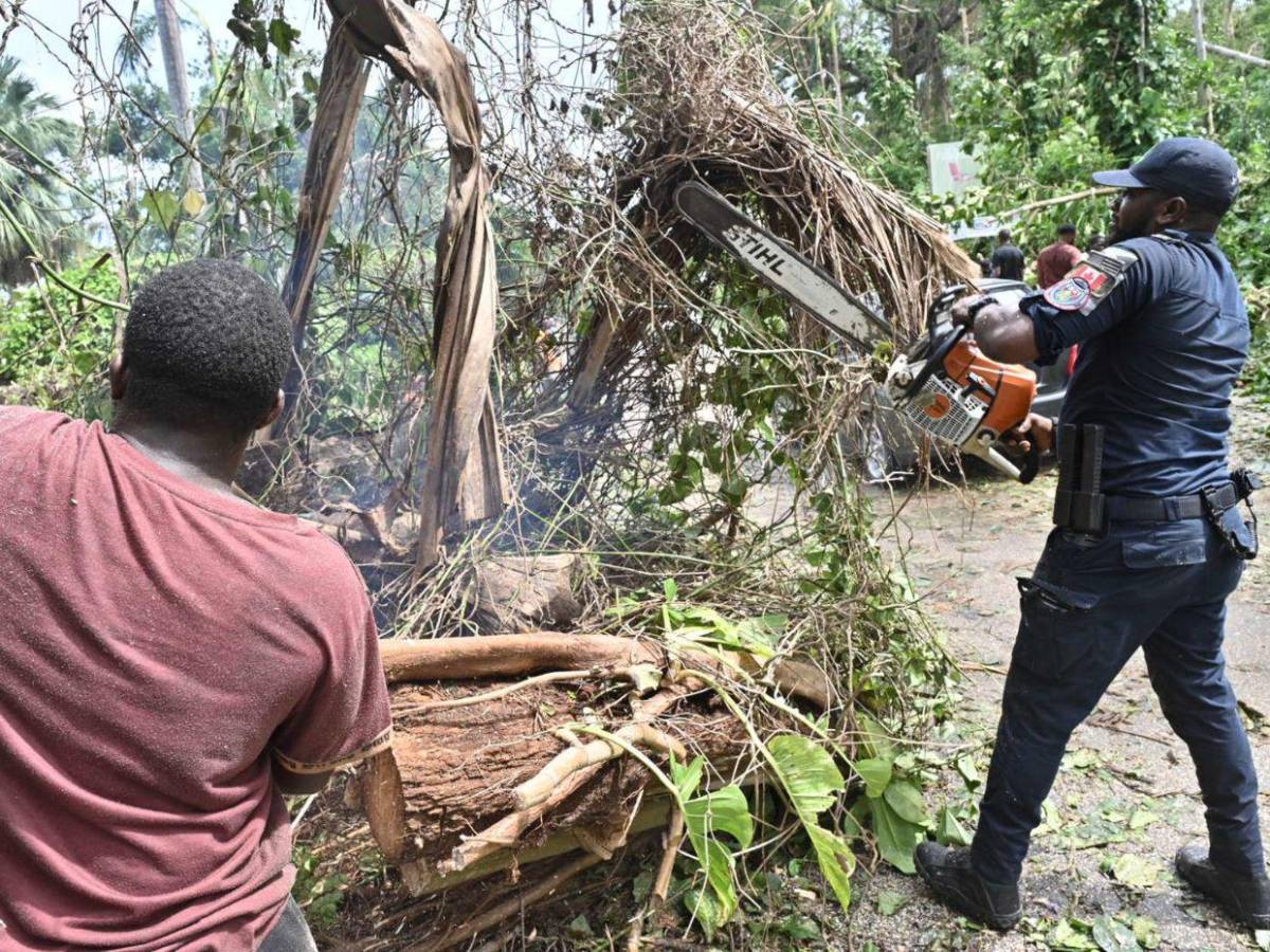 Aumenta a cuatro la cifra de muertos tras impacto de  huracán Melissa en Jamaica