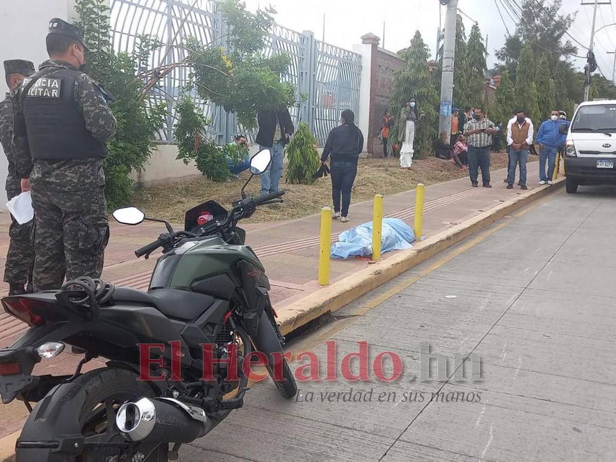Muere empleada de agencia bancaria que se conducía en motocicleta en el bulevar Suyapa