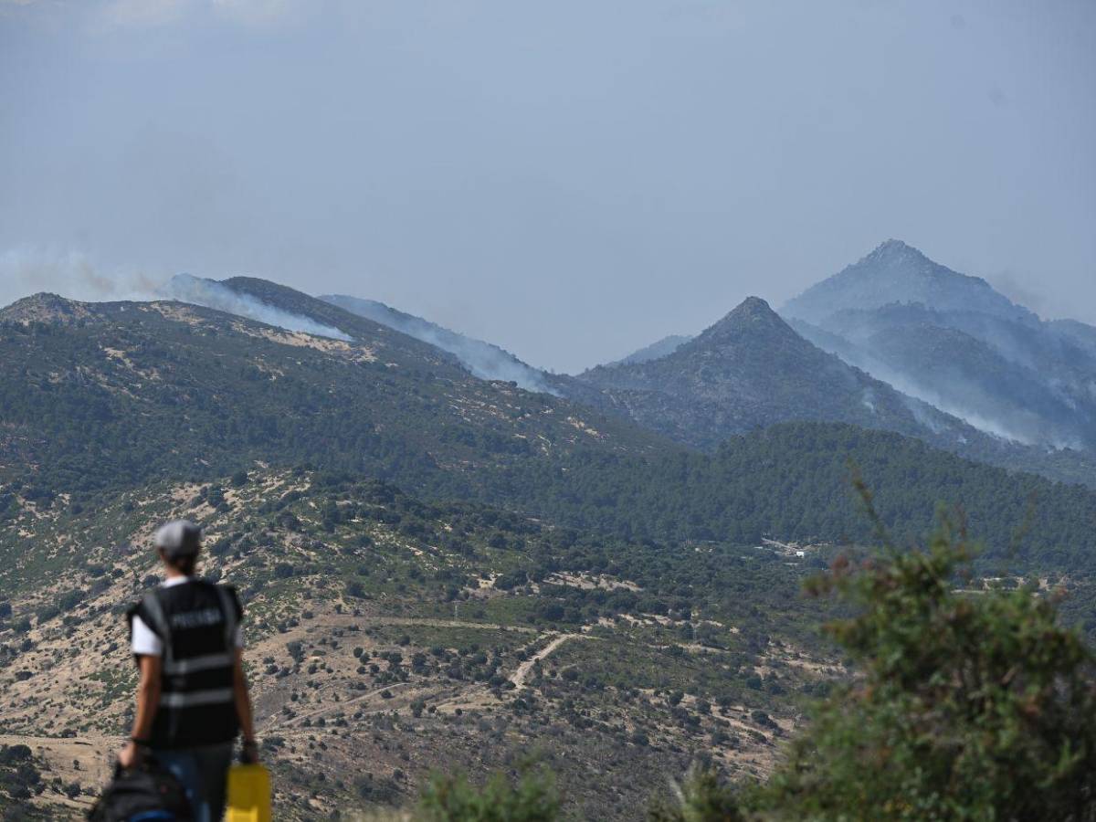 Fuego voraz arrasa con 45,000 hectáreas en España y obliga a evacuar a miles de personas