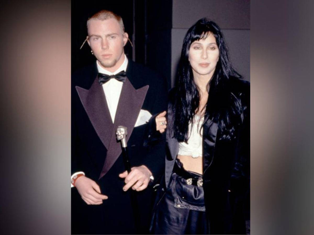 ¿Quién es Elijah Blue Allman, el hijo menor de Cher, hospitalizado por sobredosis?