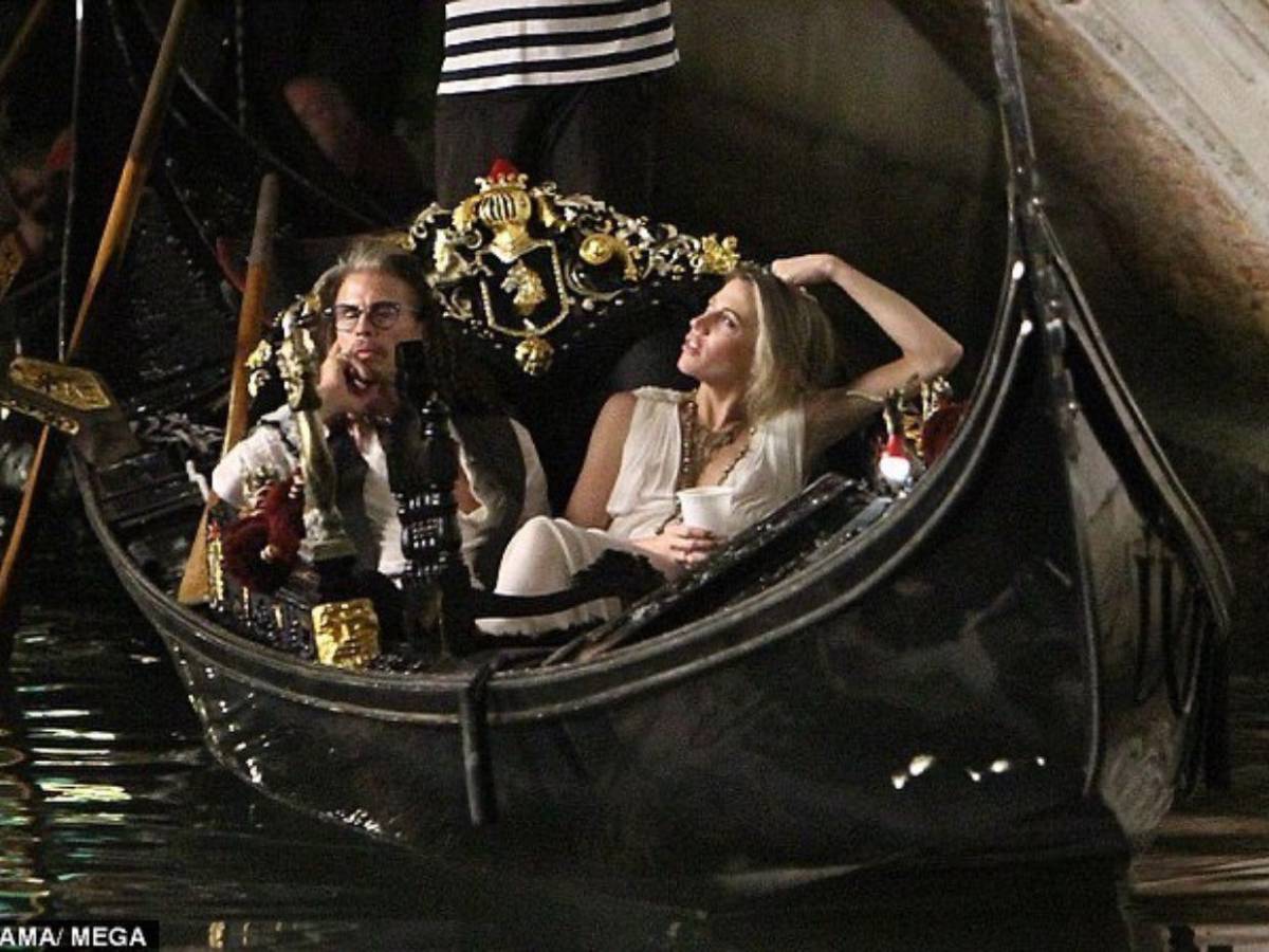 Steven Tyler, cantante de Aerosmith, enfrenta rumores de ruptura con su novia 39 años menor