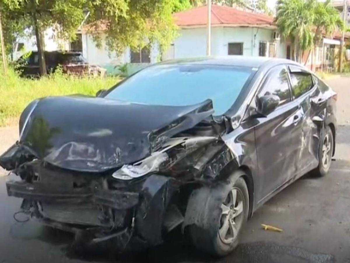En este percance participó un bus rapidito y este automotor particular.