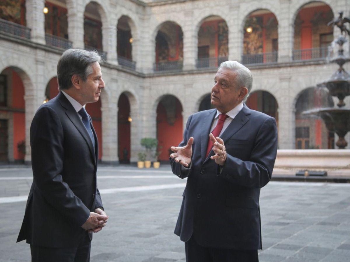 Secretario de EEUU busca en México soluciones para combatir fentanilo y migración