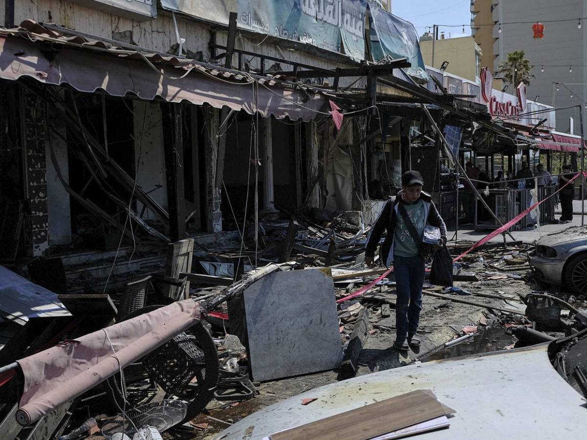 En tan solo 10 minutos, Israel se ensaña con Líbano: hay más de 200 víctimas