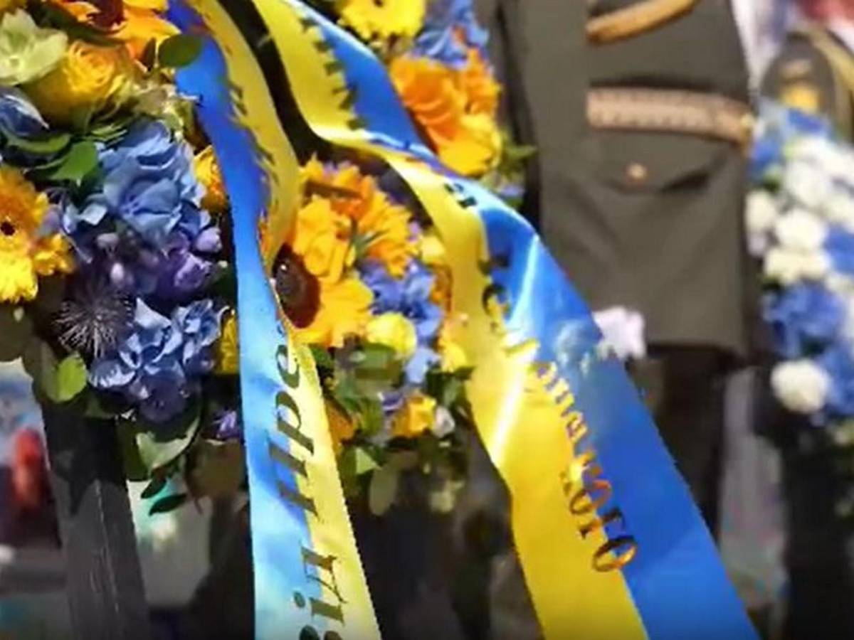 Asfura se convierte en el primer presidente hondureño en visitar Ucrania