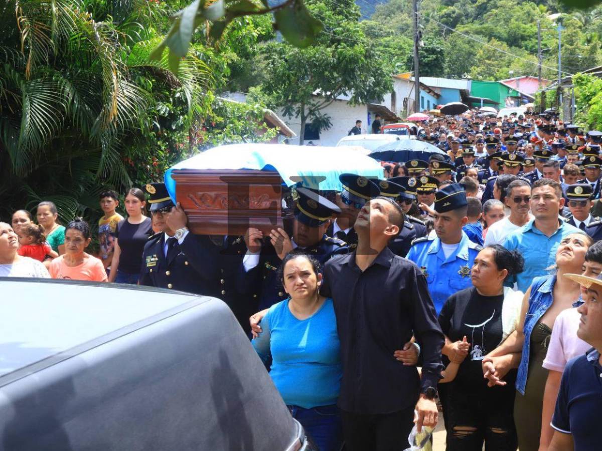 Luto y dolor en la familia de Kevin Pérez, el policía que salvó a un niño en SPS