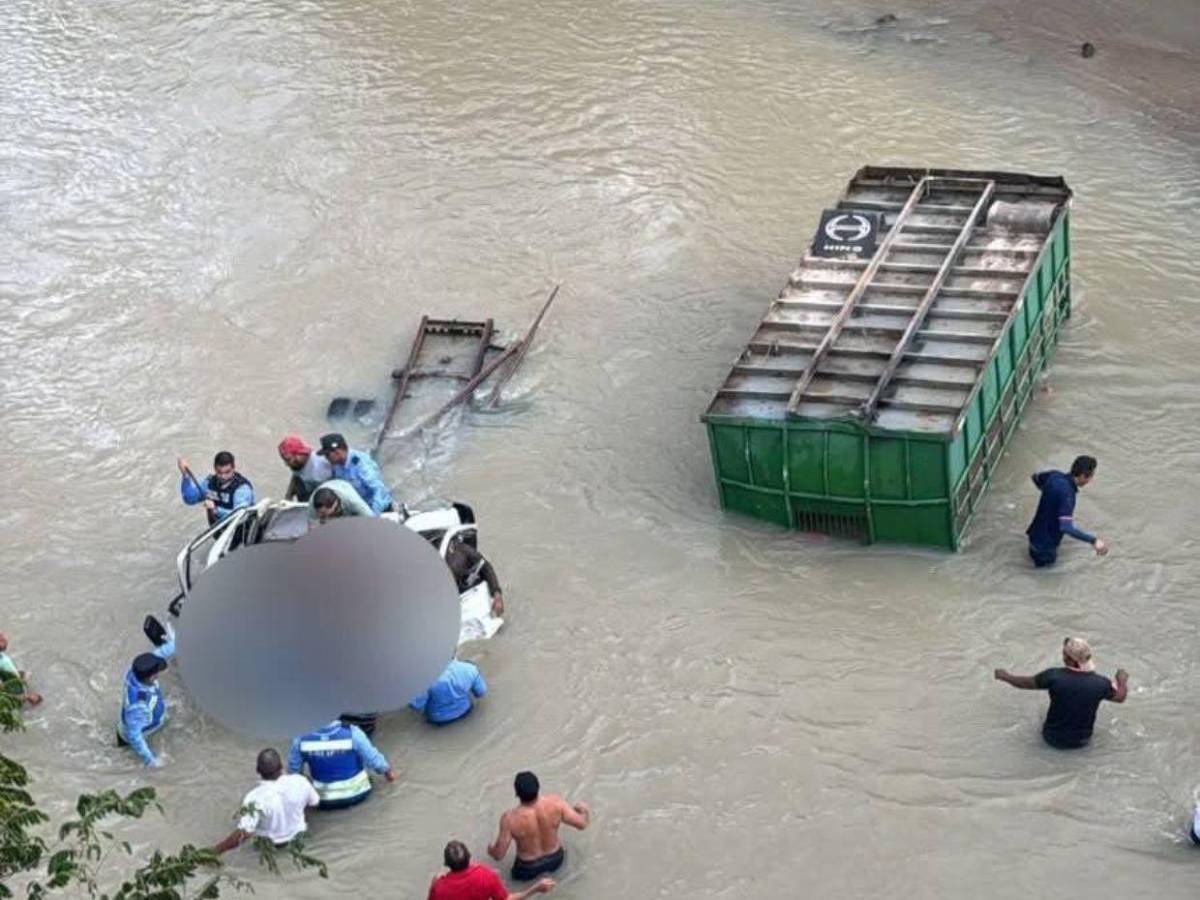 Mueren dos hombres a bordo de un camión al caer a un río en Lucerna, Ocotepeque