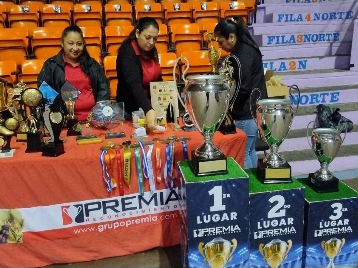 Trofeos relucientes esperan a campeones de la Vuelta EL HERALDO 2025