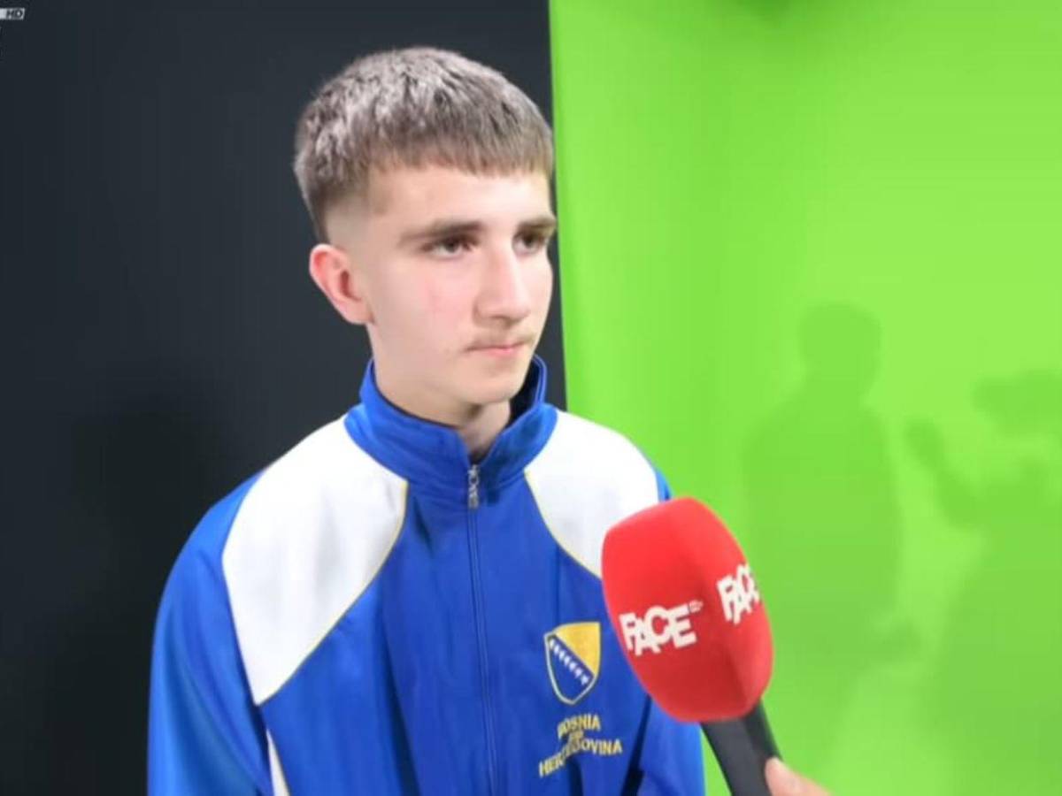 De robar un papelito a viajar al Mundial: el recogepelotas que es héroe en Bosnia