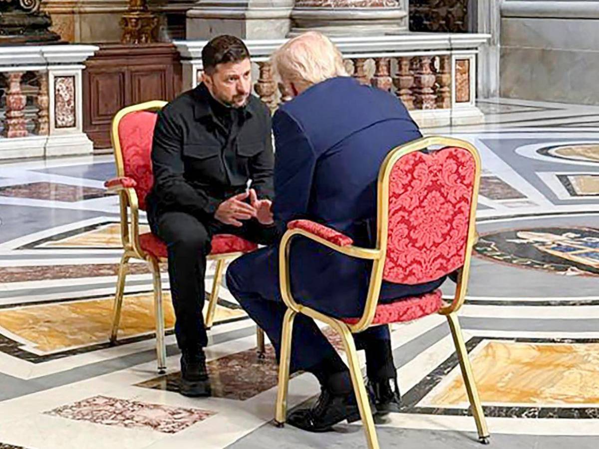 Inesperada, así fue la reunión de Donald Trump y Volodímir Zelenski