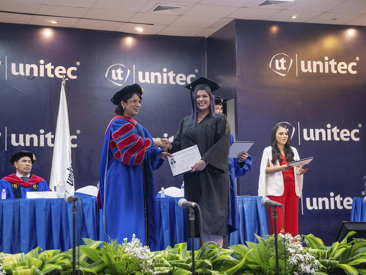 CEUTEC celebra el logro de nuevos profesionales que avanzan hacia un mejor futuro