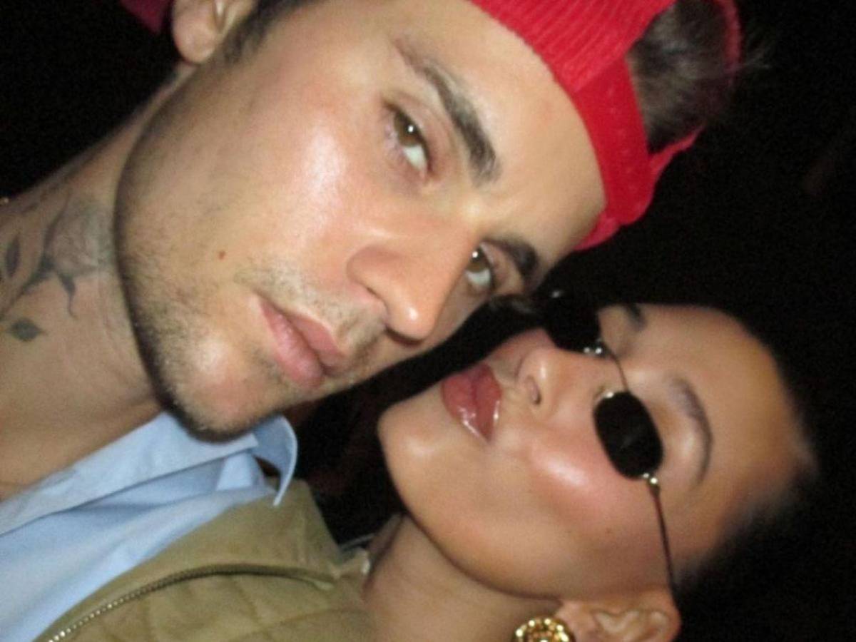 Hailey Bieber lanza mensaje a sus detractores y reaviva polémica en redes