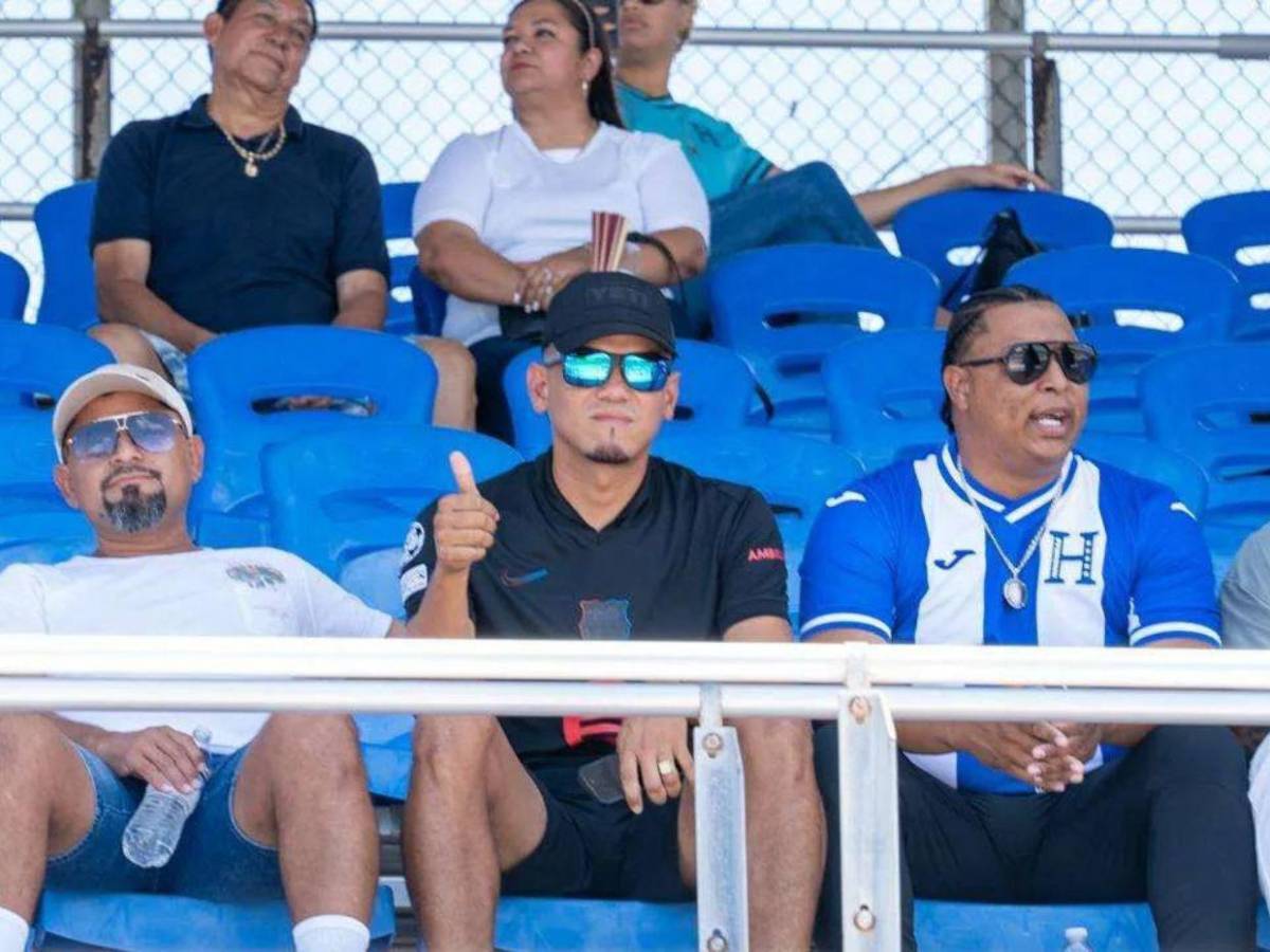 Hondureños tienen ambientazo en el Truman Bodden Sports Complex de Islas Caimán