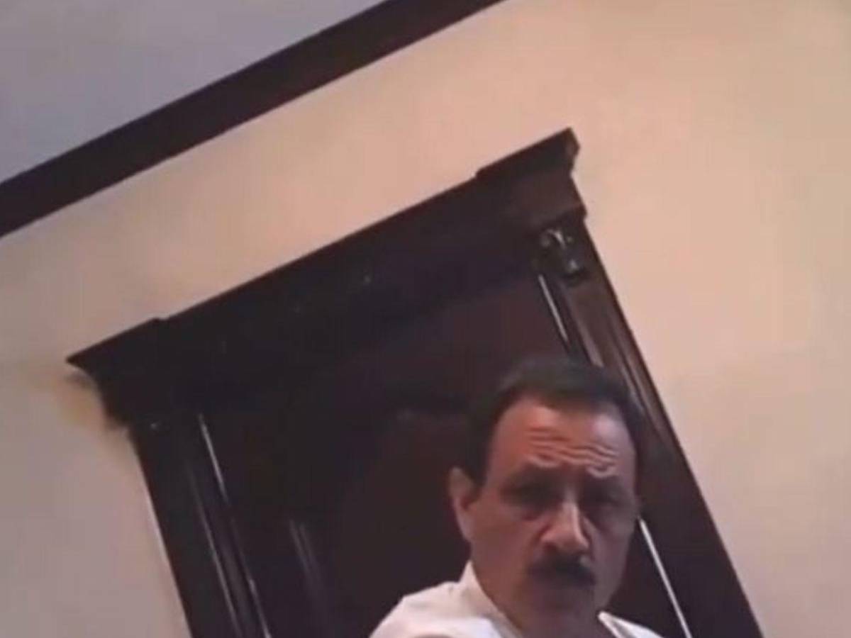 Cuadro a cuadro: Qué le dicen a Mauricio Villeda en narcovideo donde le habrían entregado $400 mil