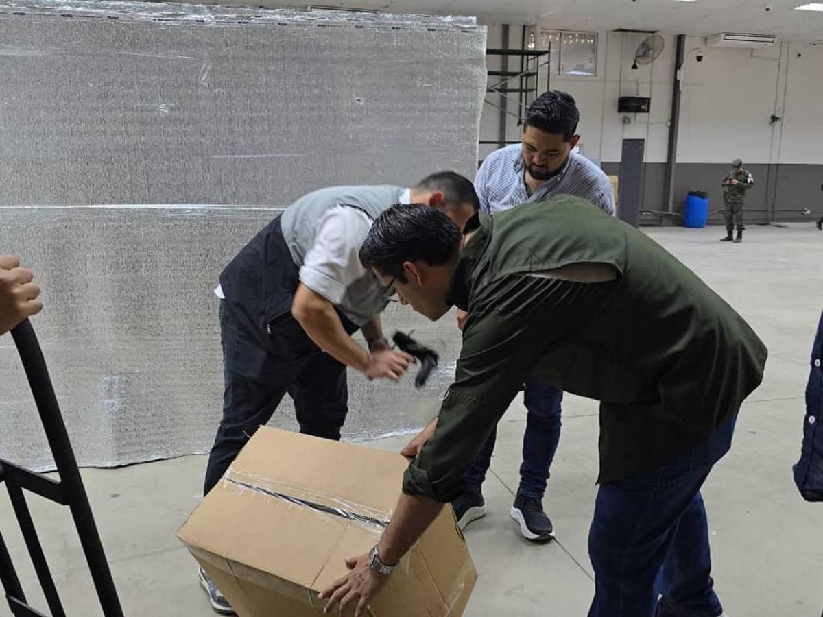 Arranca fase final: CNE entra en periodo intenso de preparación de material electoral