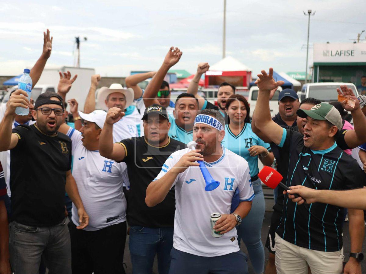 ¡Que se escuchen los gritos! Aficionados catrachos desbordan energía en el Nicaragua vs Honduras