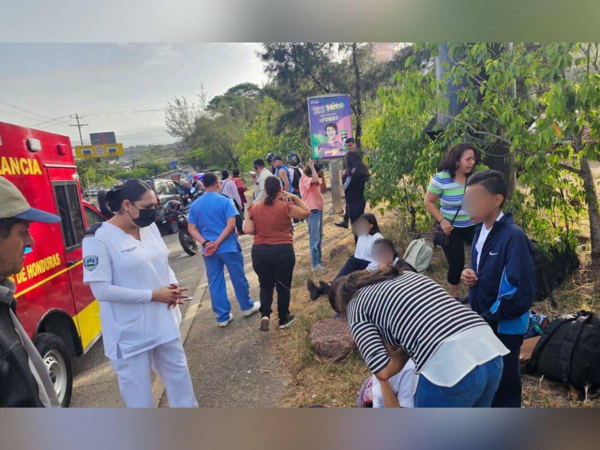¿Licencia vencida y exceso de velocidad? Lo que enfrenta conductor de bus escolar accidentado en el anillo