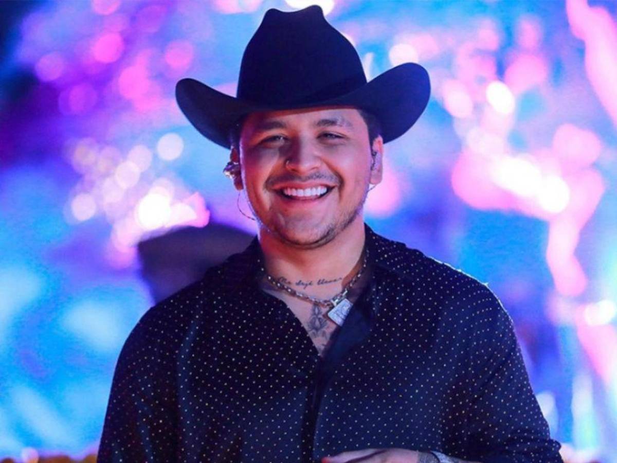 ¿Indirecta para Belinda? Christian Nodal destapa una infidelidad