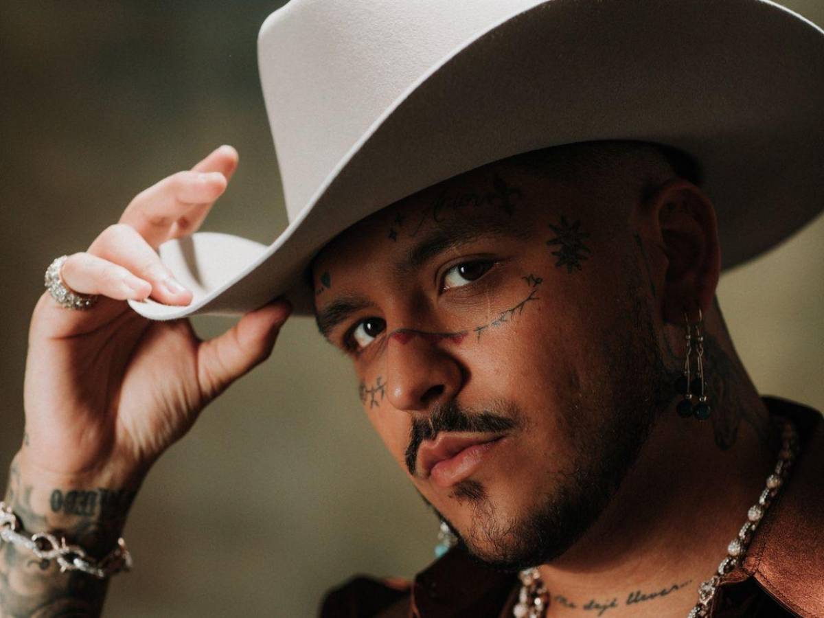 Se judicializa disputa entre Christian Nodal y Universal por presunta falsificación