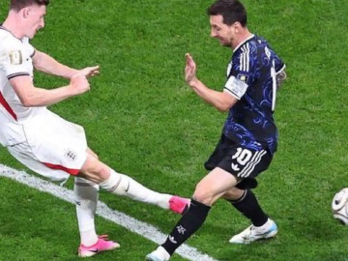 VAR perdonó a Argentina, festejo de Messi, manotazo y burla de Bellingham que se tuvo que tragar