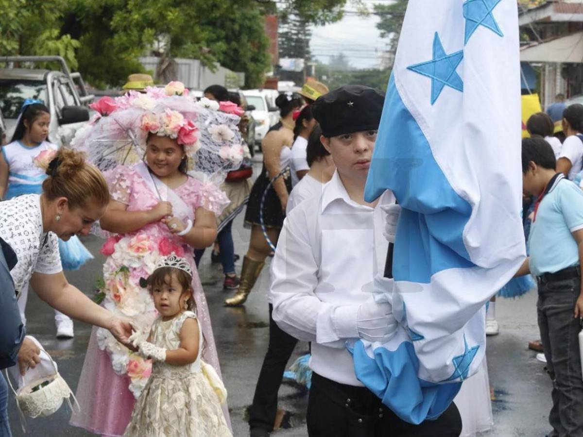 Con orgullo y patriotismo, niños promueven una Honduras inclusiva, solidaria y justa