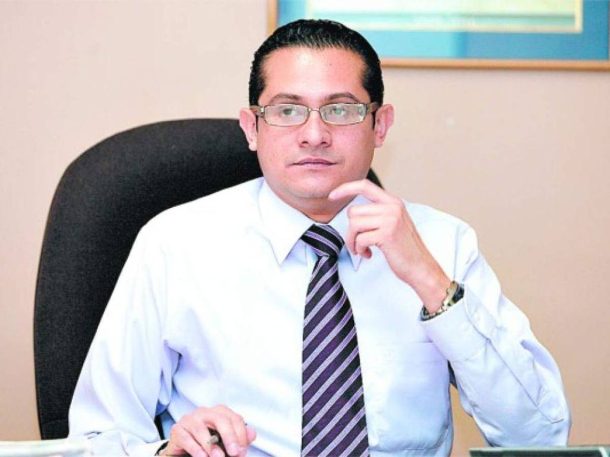 Juez Claudio Aguilar es denunciado ante el MP por violación de Derechos Humanos