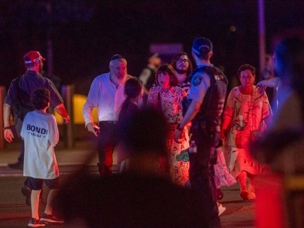 En el primer día de Hanukkah: reportan ataque terrorista contra comunidad judía en Australia