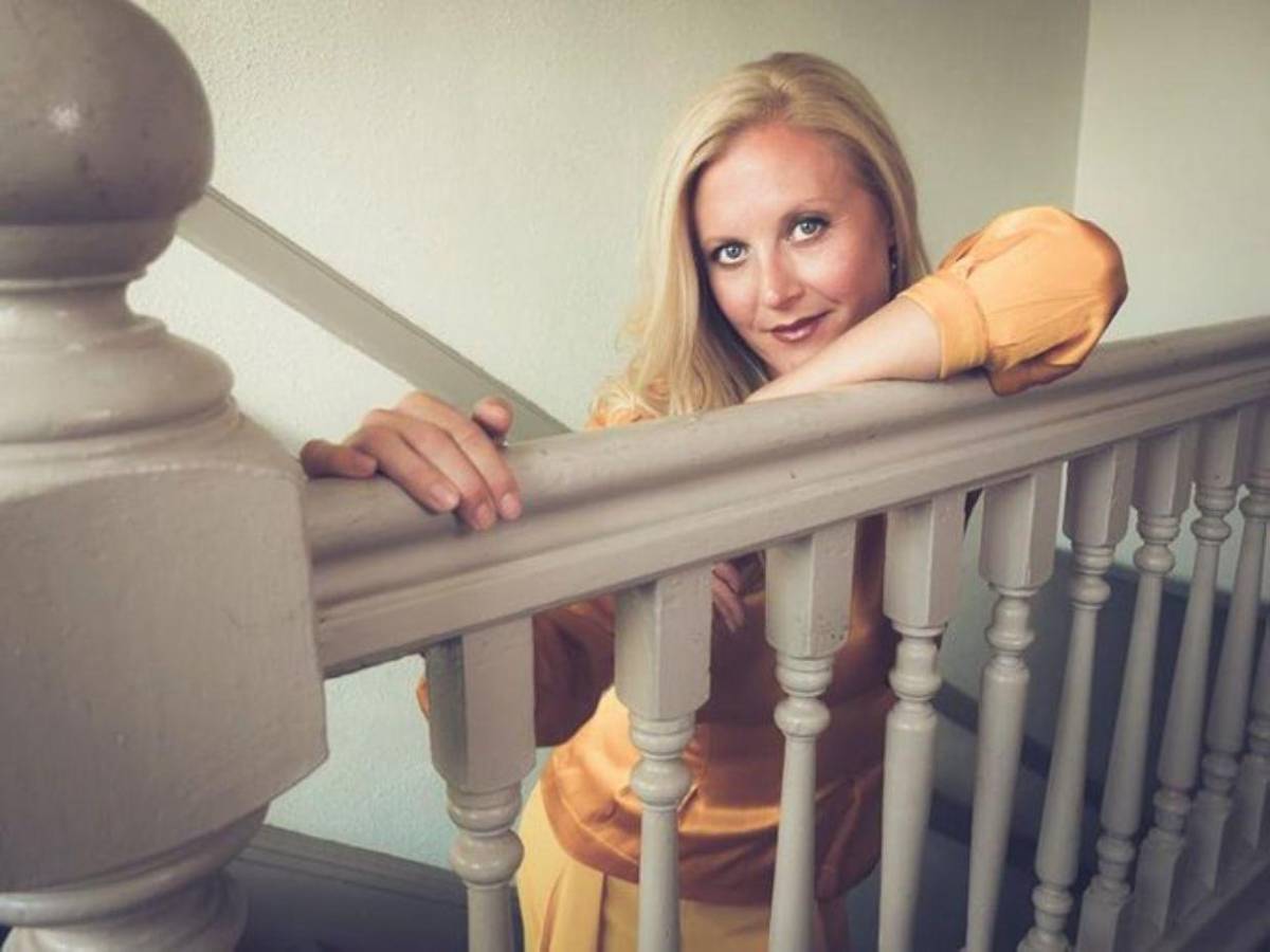 Murió Carrie Anne Fleming: estrella de Supernatural que desafió al terror