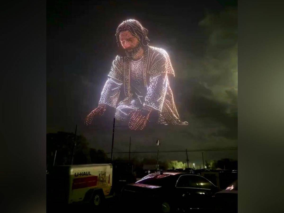EN FOTOS: 10,000 drones recrearon la pasión de Cristo en Texas, rompiendo récord
