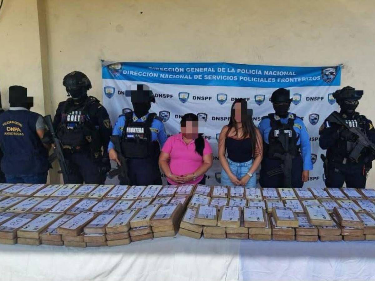 La escondieron en paquetes de “Dolce&Gabbana”: Gloria Interiano y su hija transportaban droga en Choluteca