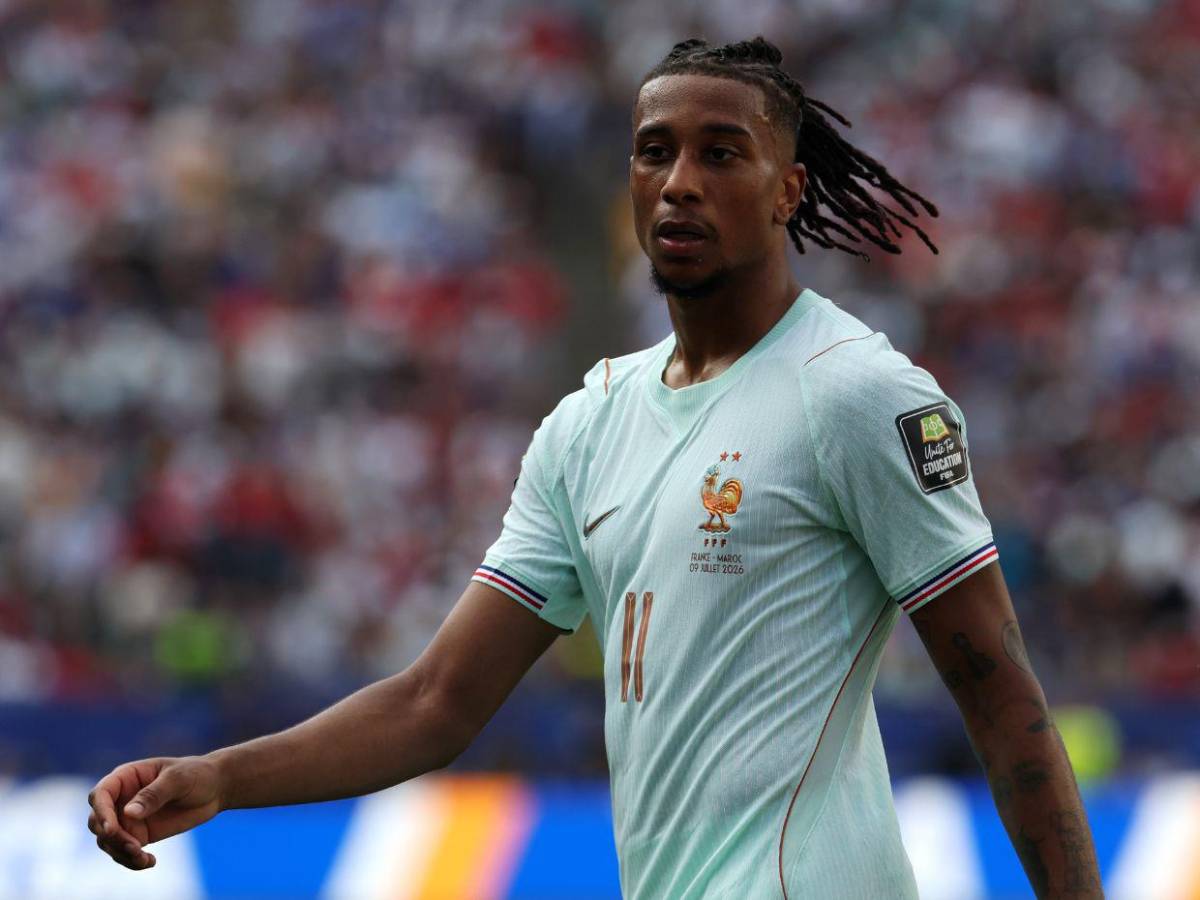 El lindo gesto de Michael Olise con una fotógrafa en la previa del España vs. Francia