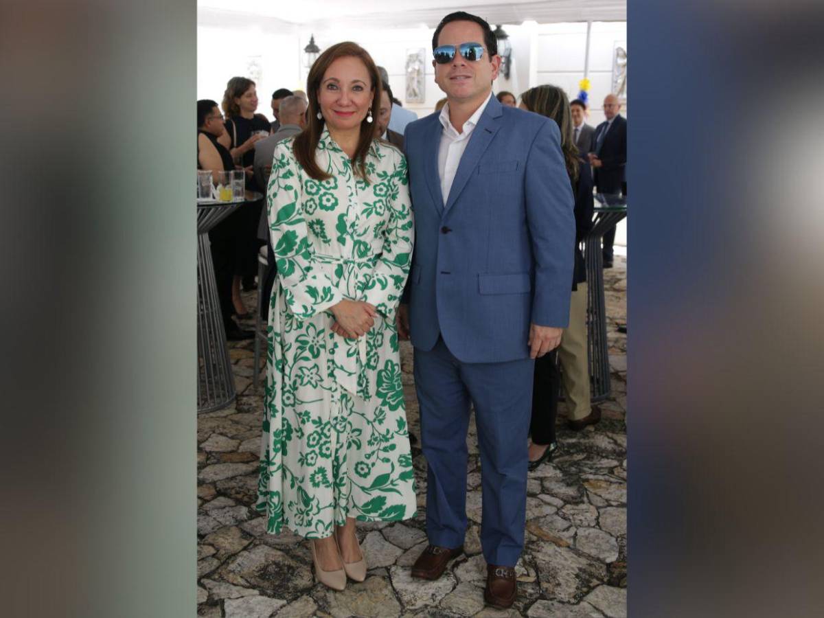 Embajada de Ecuador conmemora 216 años de independencia de su país