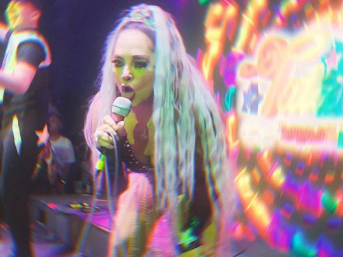 ¿Qué ha sido de Tatiana? La reina de los niños ahora canta en discos para sus fans de los 90