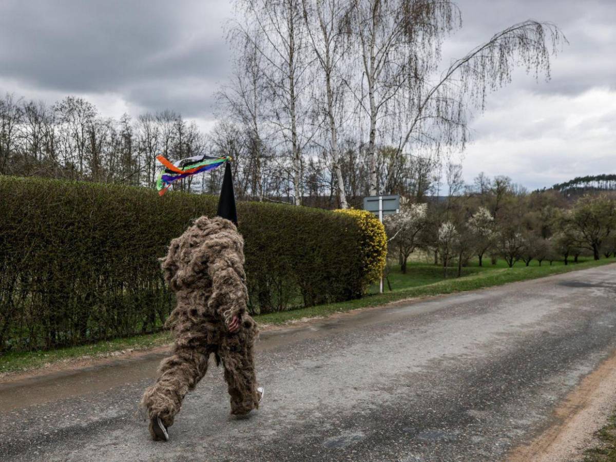 “Judas Marchante”: la tradición checa que revive la traición en Pascua