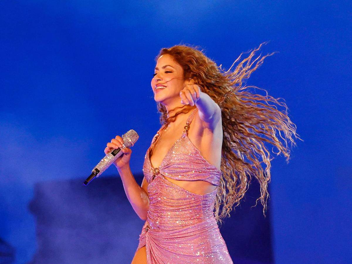 Shakira desata euforia en Buenos Aires, tras siete años de espera