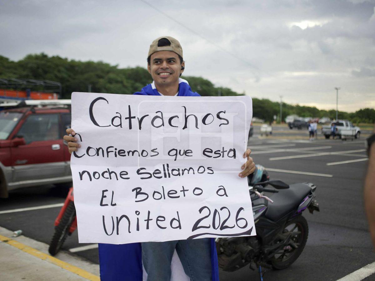 ¡Que se escuchen los gritos! Aficionados catrachos desbordan energía en el Nicaragua vs Honduras