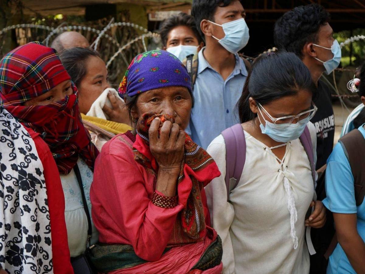 Cuerpos entre los escombros y el barro hasta el cuarto piso: así quedó Nepal tras la riada