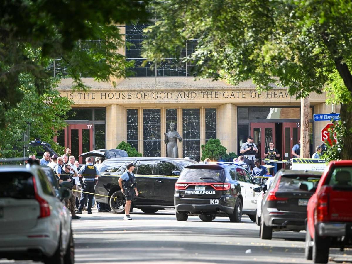 “Mi amigo me salvó”: niño cuenta cómo sobrevivió al tiroteo en escuela de Minneapolis