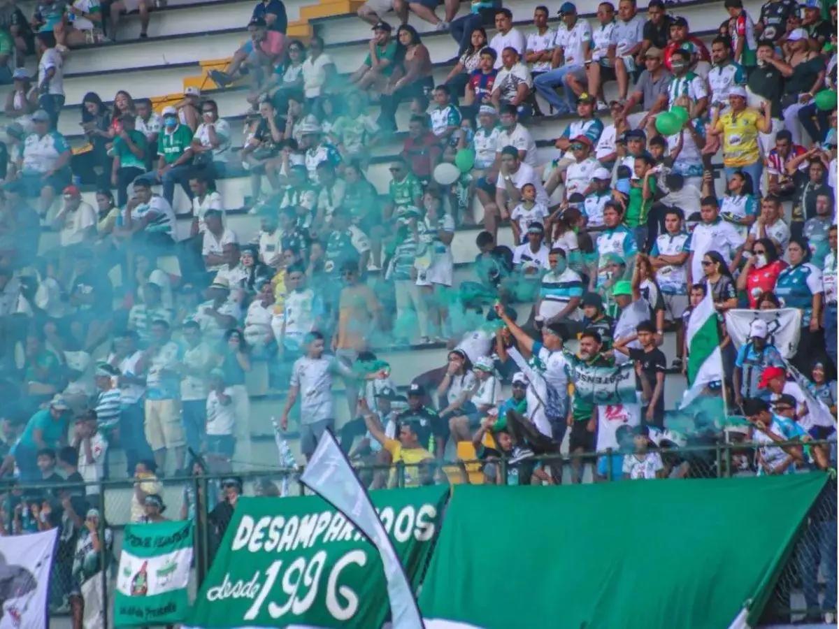 ¡Lamentable noticia! Fallece líder de barra de equipo de Honduras en accidente de tránsito