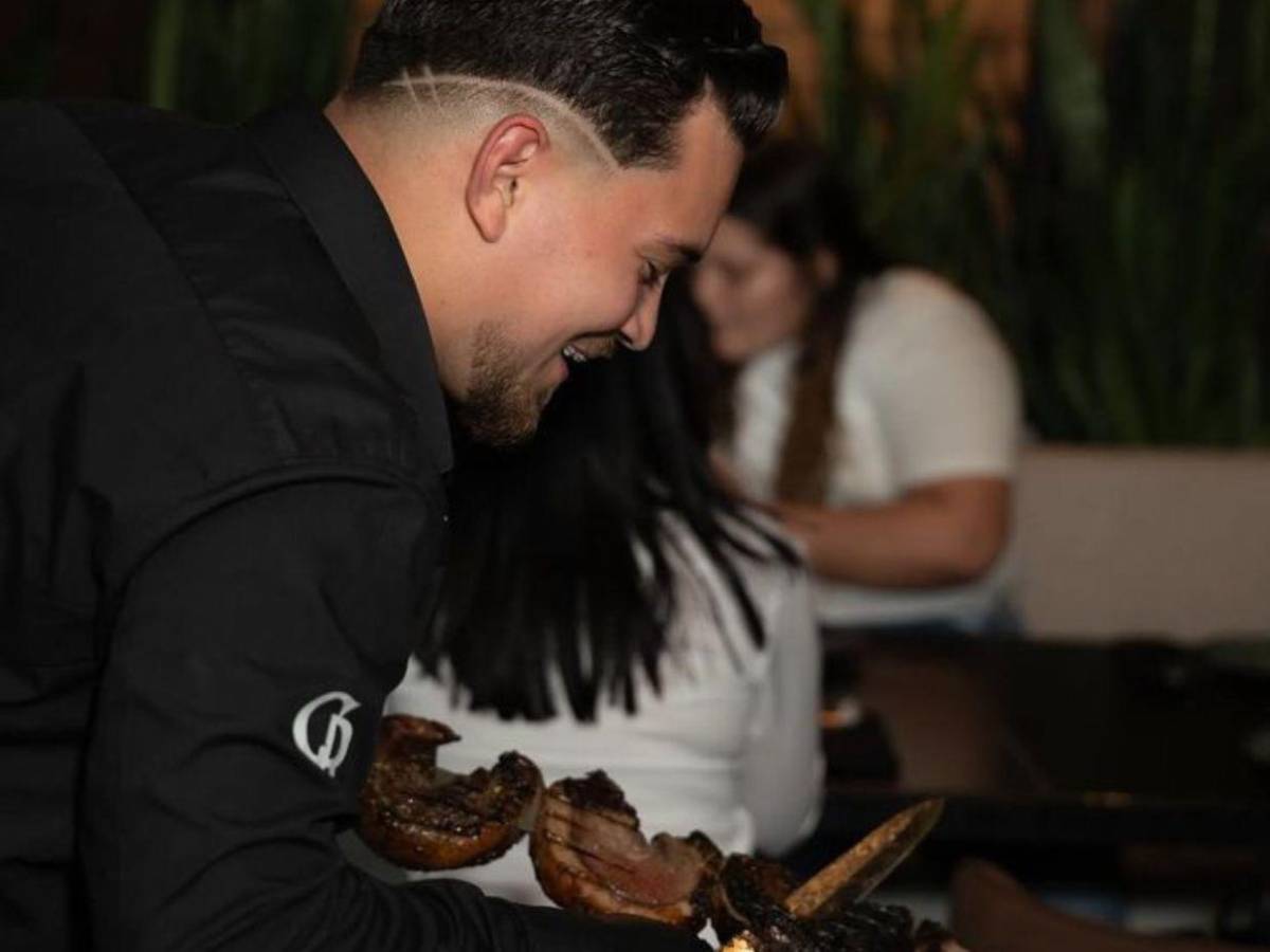 Hernán Martínez viajaba a Tegucigalpa para inaugurar un local cuando sufrió el accidente