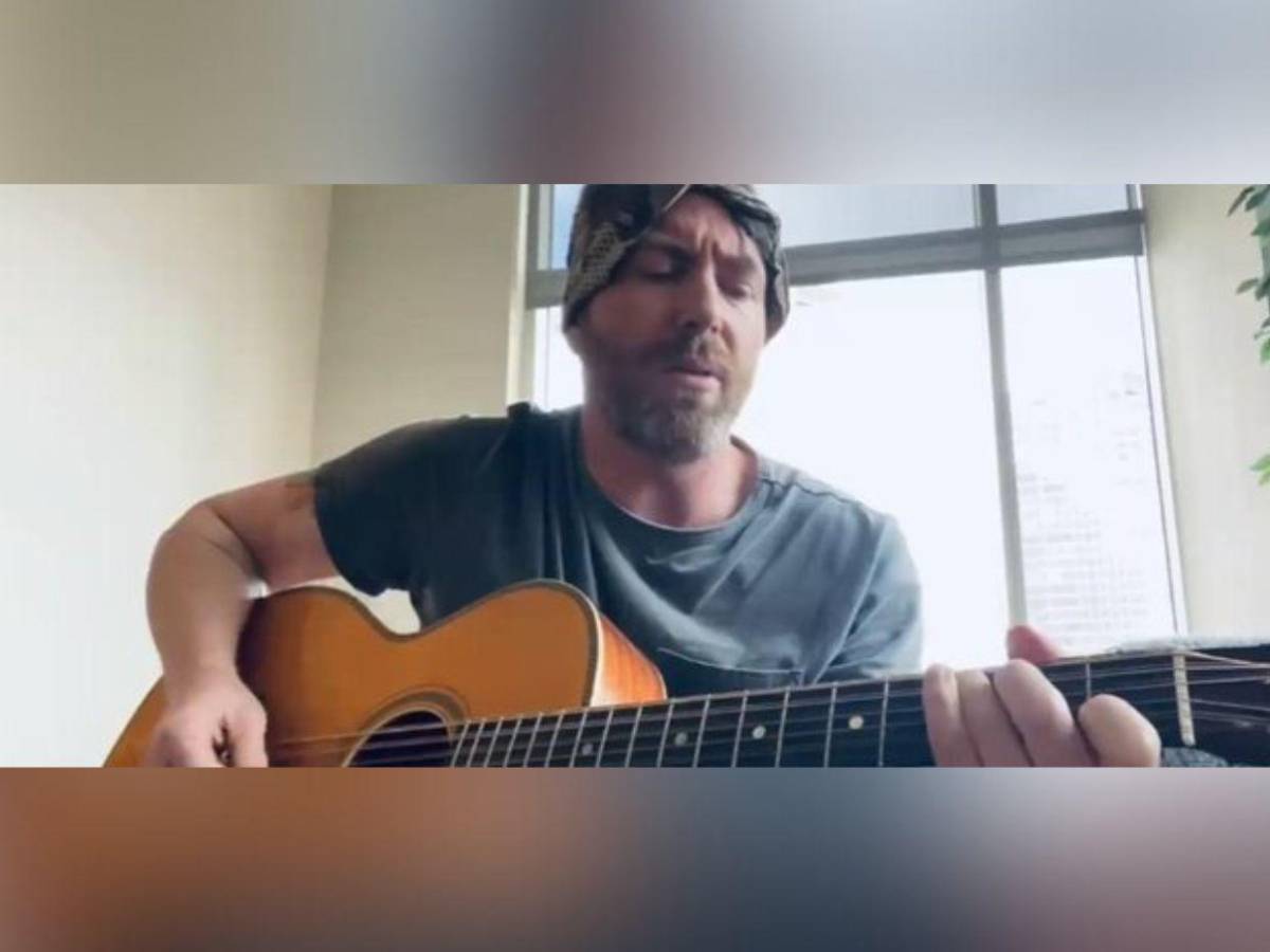 ¿Quién es Elijah Blue Allman, el hijo menor de Cher, hospitalizado por sobredosis?