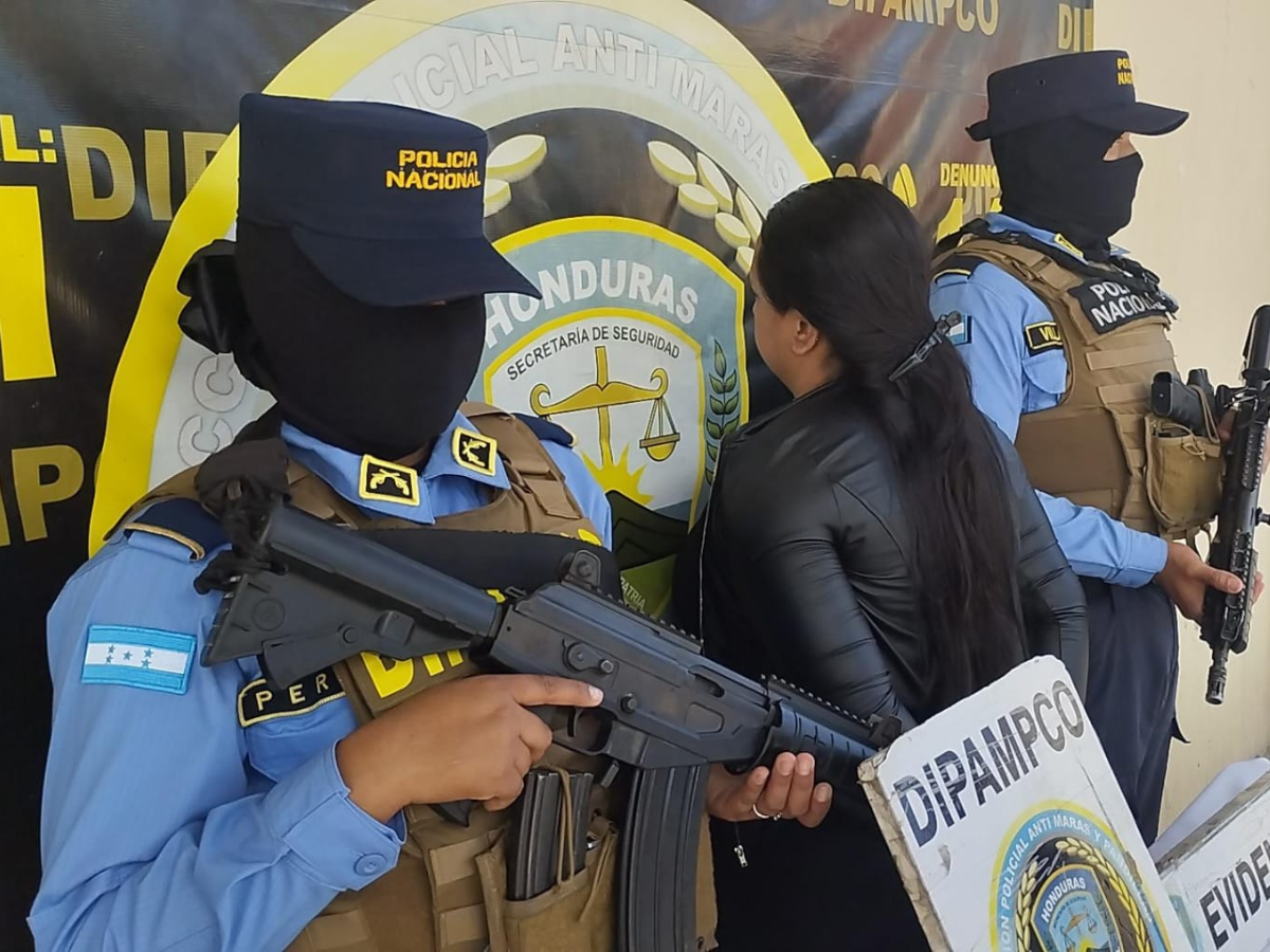 Usaba perfiles falsos para ofrecer servicios sexuales y los extorsionaba: así operaba Blanca Ruiz Usaba perfiles falsos para ofrecer servicios sexuales y los extorsionaba: así operaba Blanca Ruiz