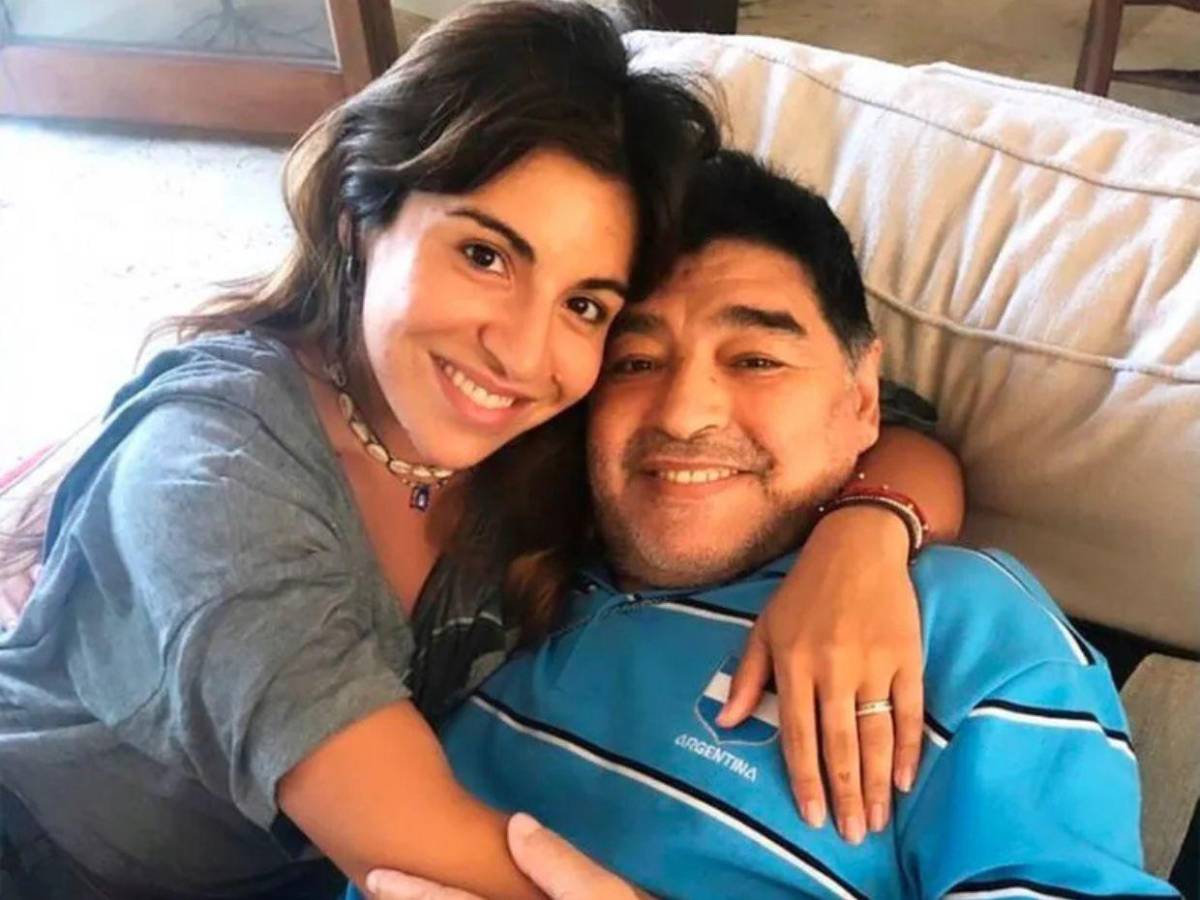 ¿Quiénes son Dalma y Gianinna, las hijas de Diego Maradona y a qué se dedican?