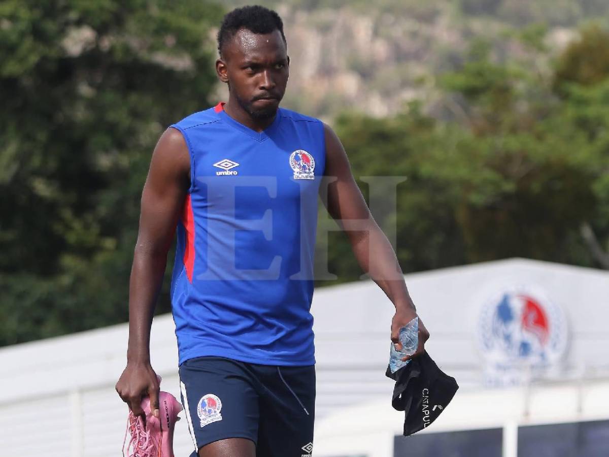 Decisión de Julián Martínez sorprende y otro jugador saldría: Así entrenó Olimpia en el CAR