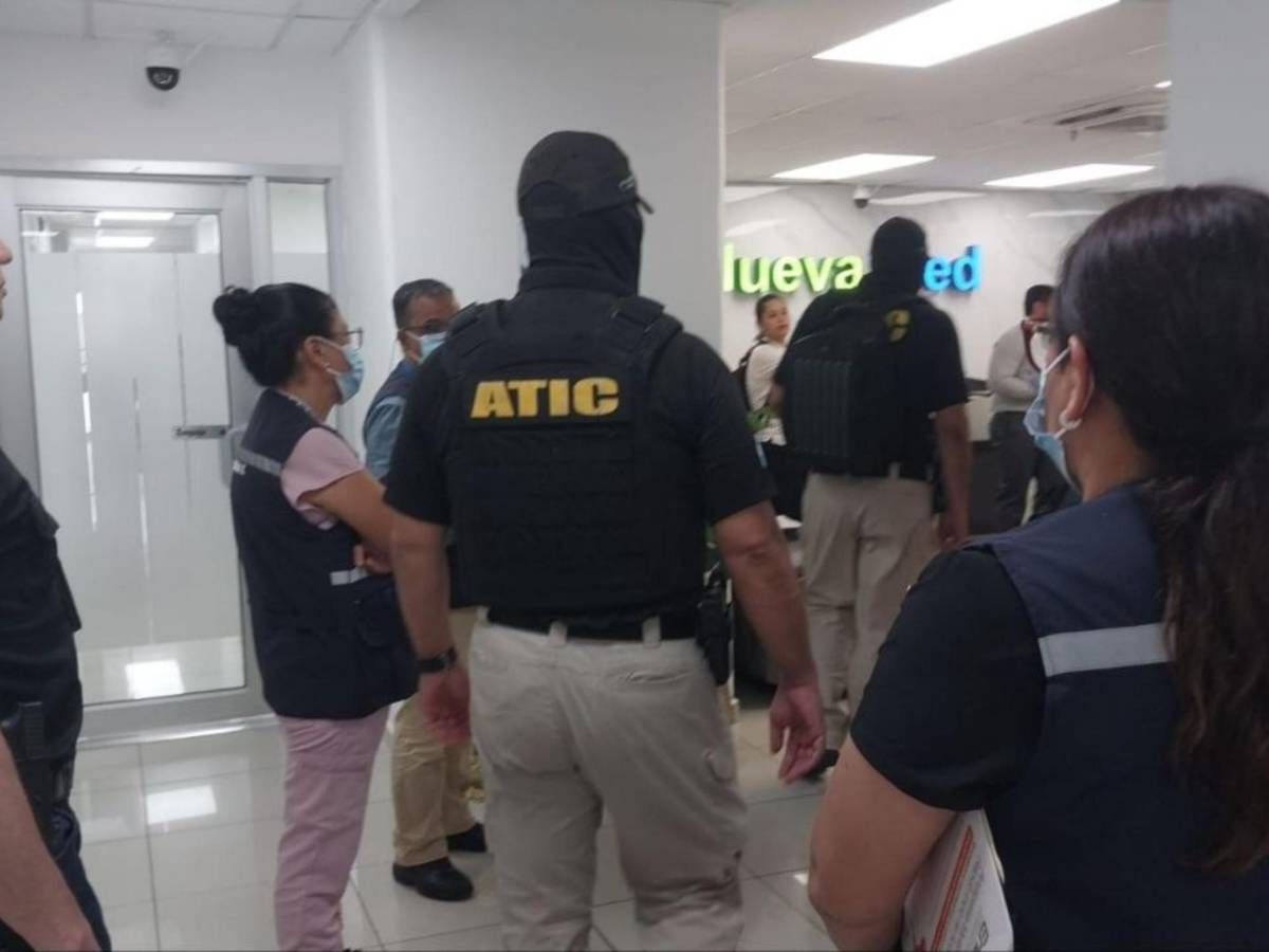 Más de 18 celulares tenía Nueva Med, clínica denunciada por EL HERALDO Plus y LA PRENSA PREMIUM, para llamar a pacientes