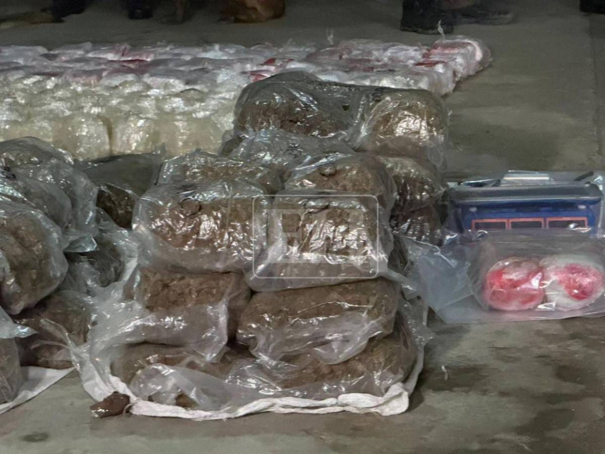 Armas, bombas, drogas y uniformes de la DEA: los decomisos tras operativo en SPS