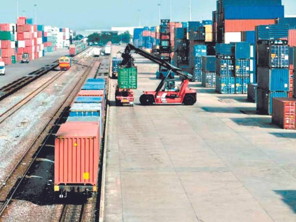 Las nuevas decisiones de Nasry Asfura con el proyecto de tren interoceánico