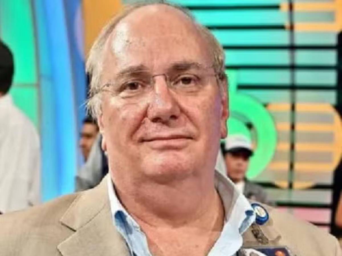 ¿Quién es Enrique Segoviano, el director que Florinda Meza iba a desposar antes de Chespirito?