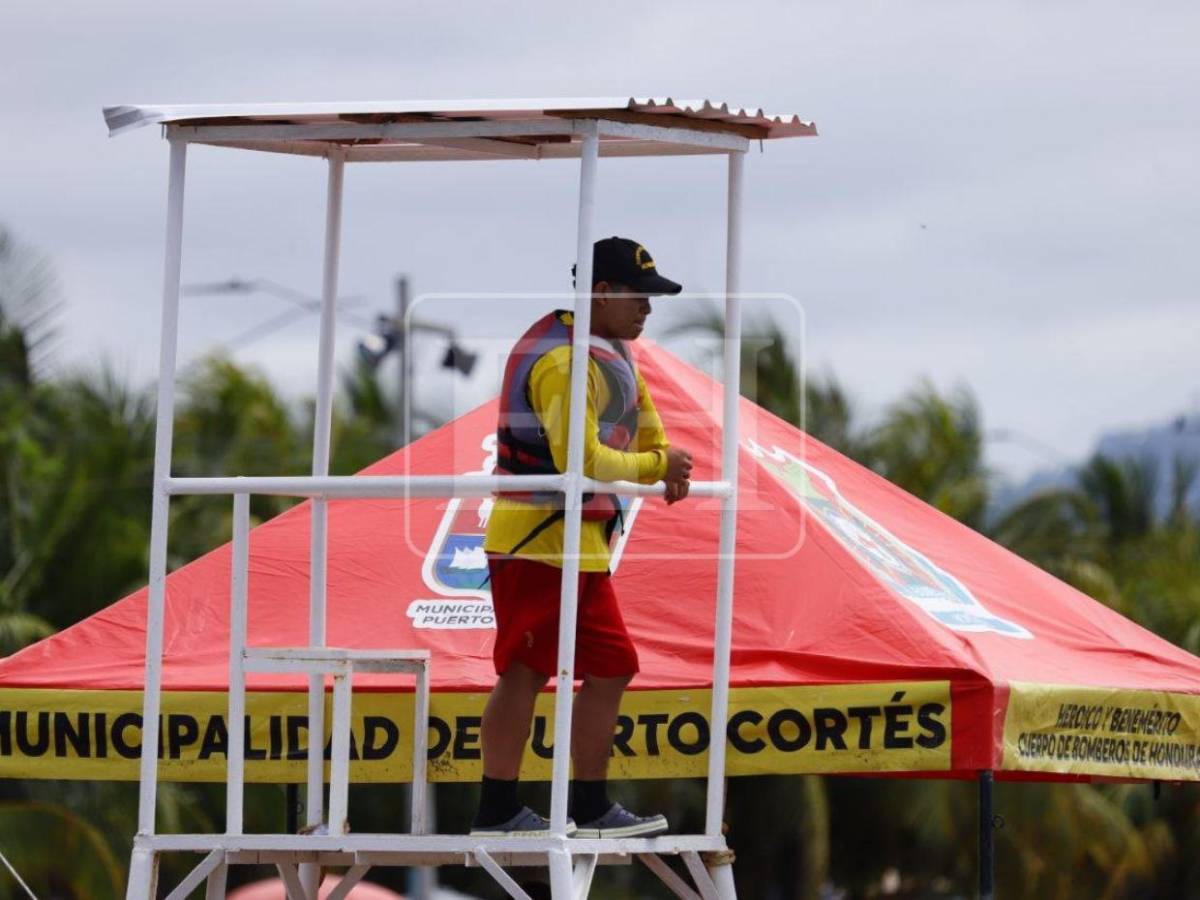 Turismo y diversión: Playas de Puerto Cortés se llenan de vida en Semana Santa